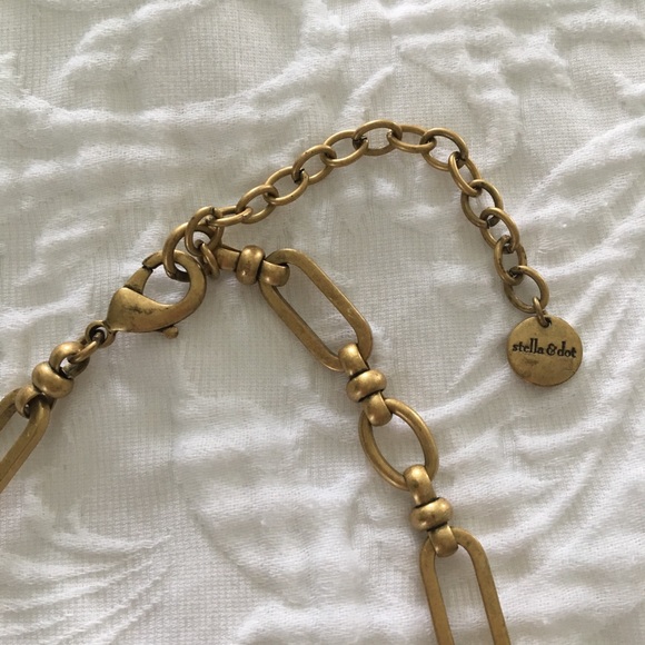 Stella and Dot statement necklace - Picture 3 of 6